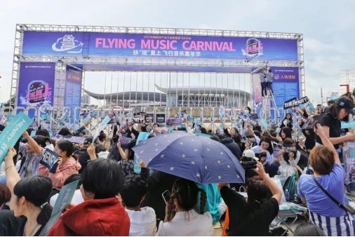 03.jpg